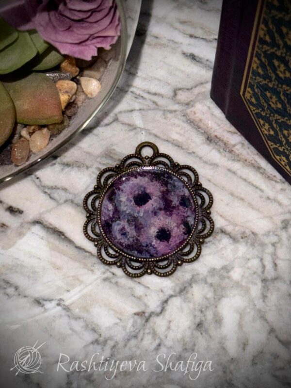 Purple pendant