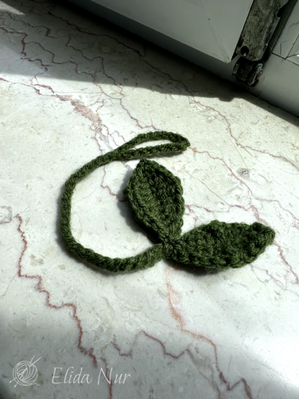 Leaf accessory - Image 2
